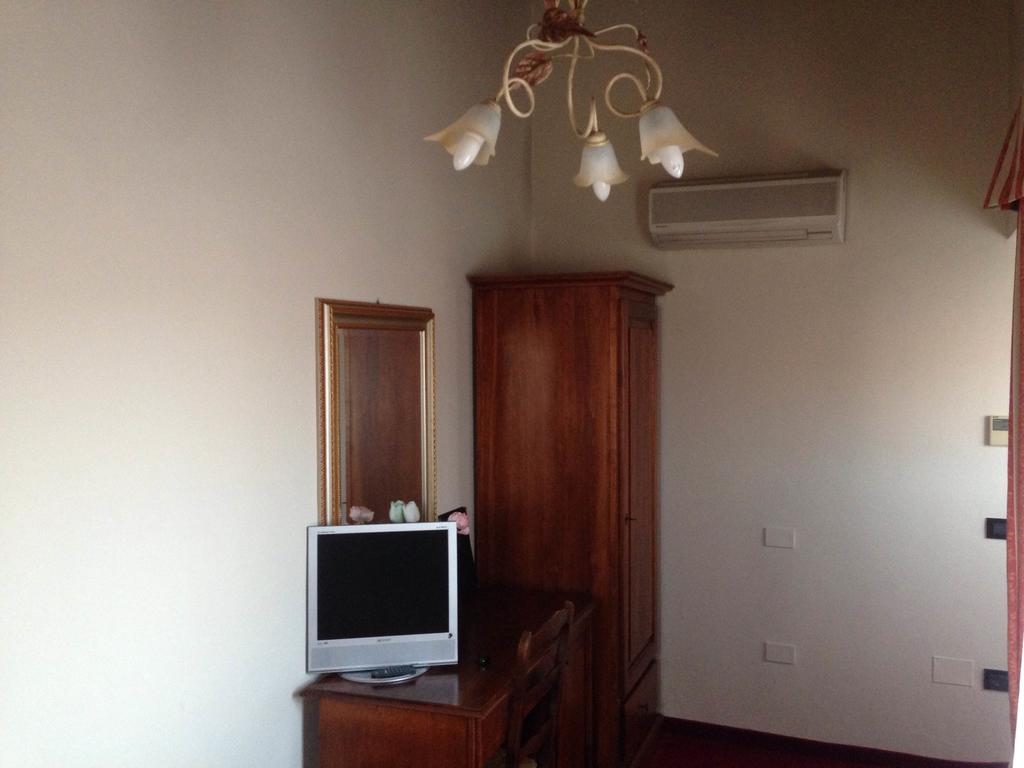 Hotel Di Stefano بيزا المظهر الخارجي الصورة