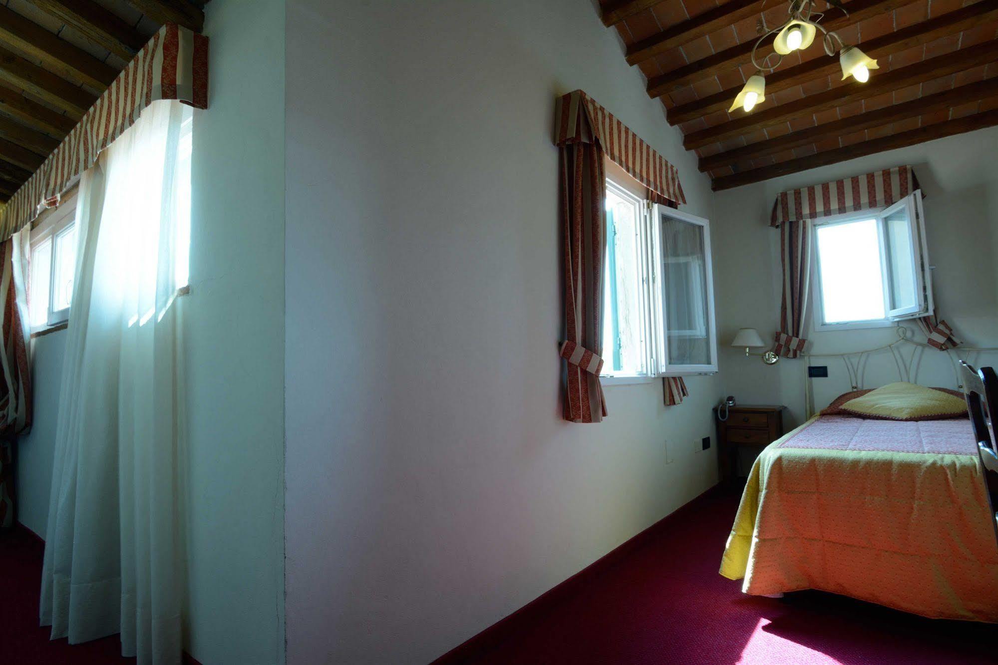 Hotel Di Stefano بيزا المظهر الخارجي الصورة
