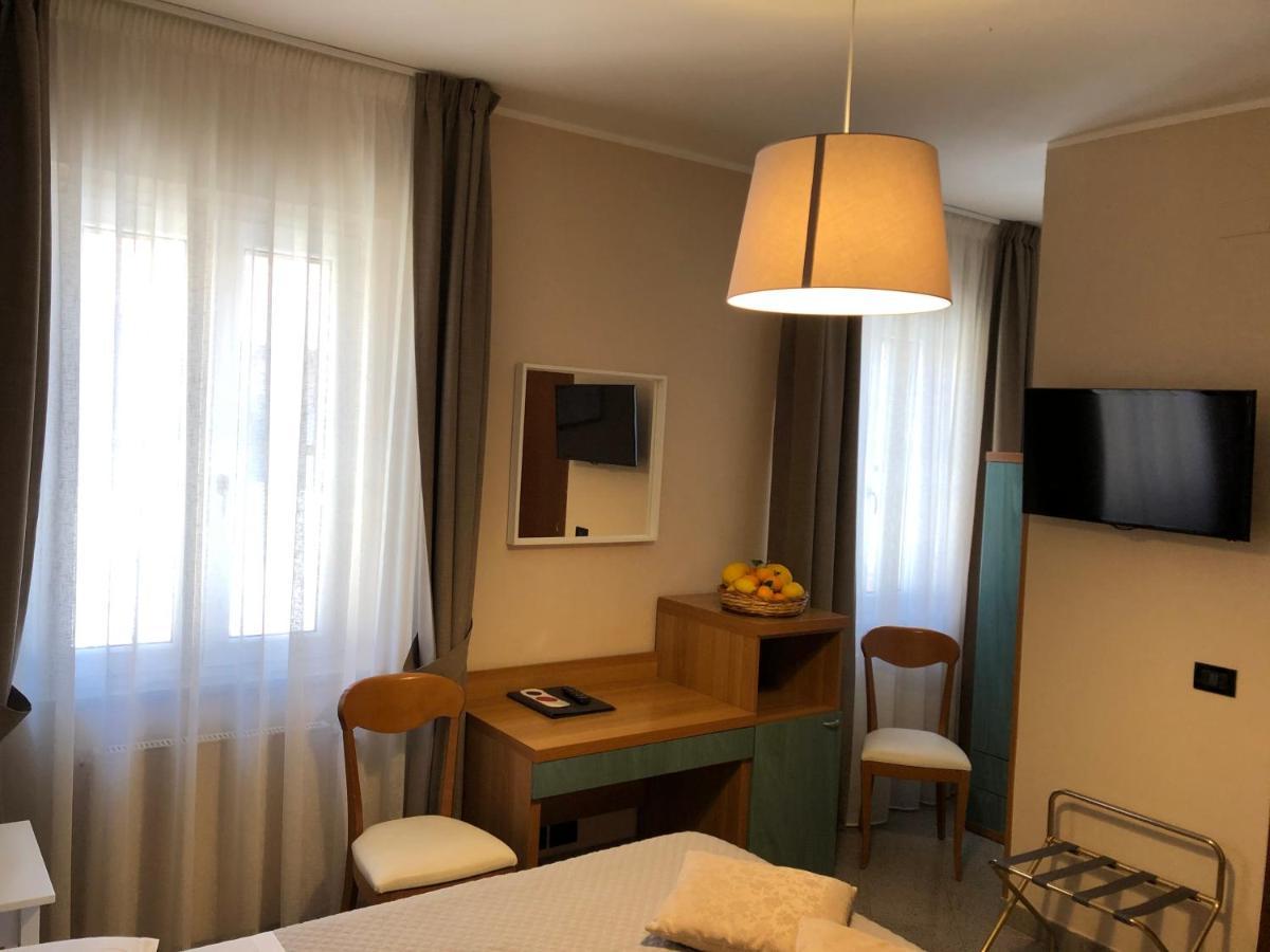 Hotel Di Stefano بيزا المظهر الخارجي الصورة