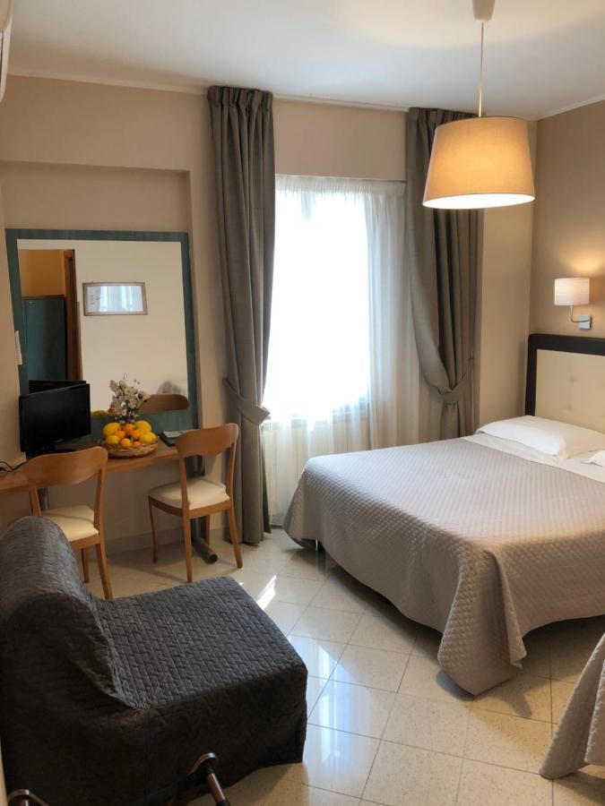 Hotel Di Stefano بيزا المظهر الخارجي الصورة