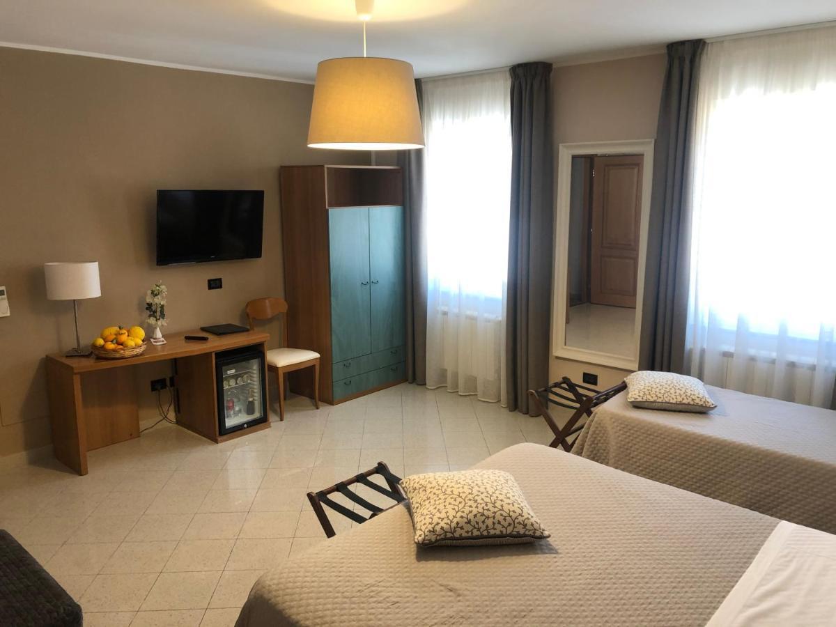 Hotel Di Stefano بيزا المظهر الخارجي الصورة