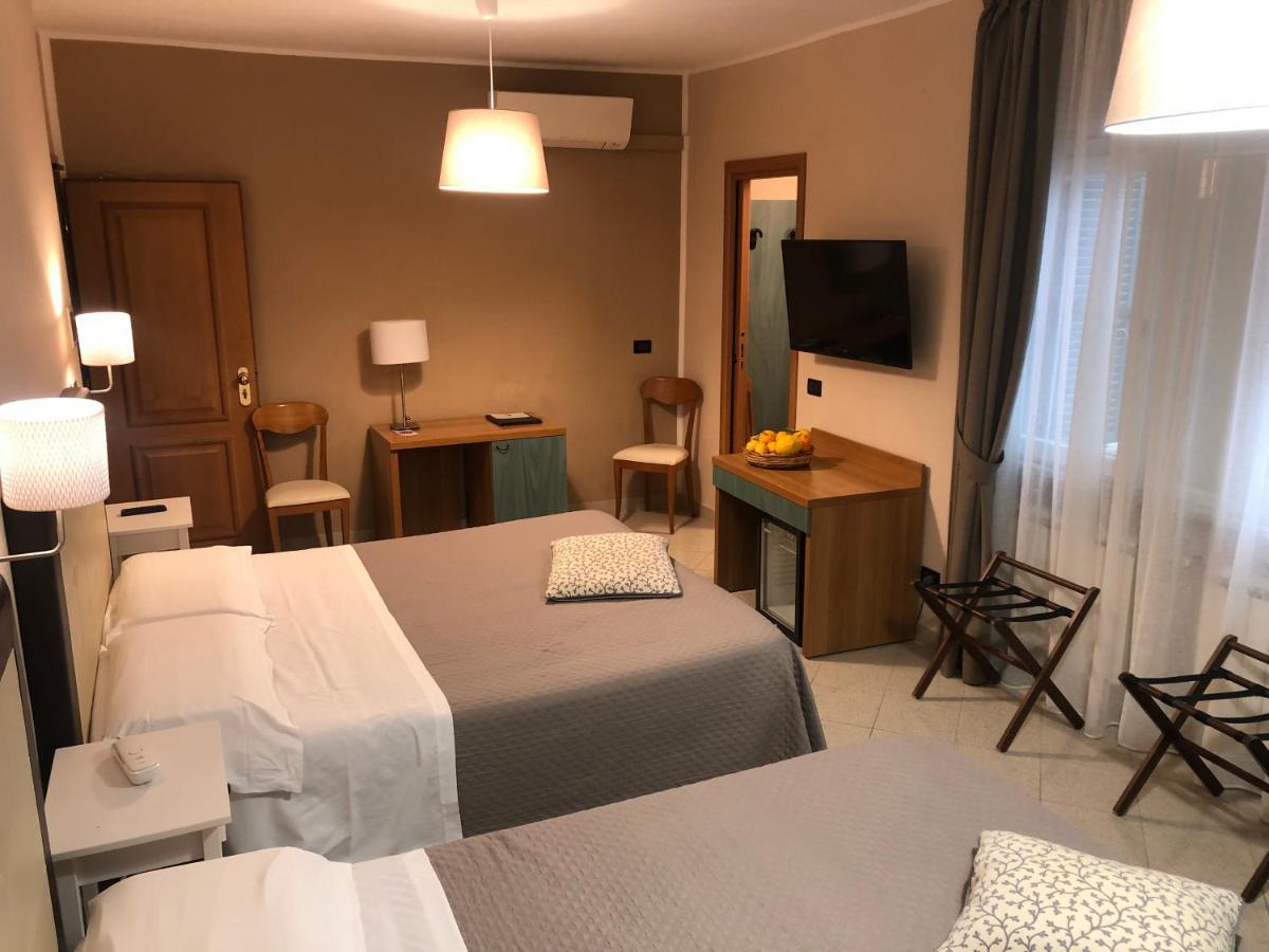 Hotel Di Stefano بيزا المظهر الخارجي الصورة